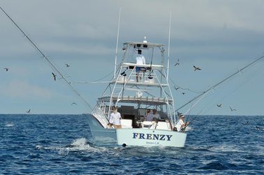 The 43 ft Frenzy - Custom built for the fishing off Quepos